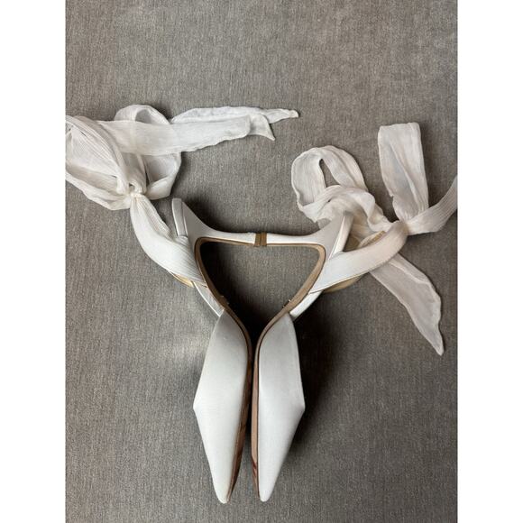 Badgley Mischka Womens Blaze Stiletto Heels US Size 7 EU 37 White Satin Bow - Picture 6 of 12